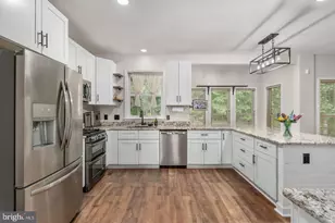 10702 Legion Ct, Spotsylvania, VA 22553 - Photo 5