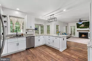 10702 Legion Ct, Spotsylvania, VA 22553 - Photo 3