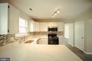 5702 Cambridge Dr, Fredericksburg, VA 22407 - Photo 15