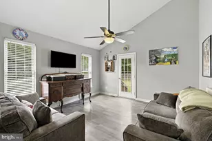 8711 Jenny Ln, Fredericksburg, VA 22407 - Photo 13