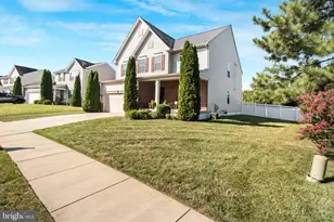 9904 Box Oak Ct, Fredericksburg, VA 22407 - Photo 3