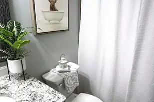 10939 Huntington Woods Cir, Fredericksburg, VA 22407 - Photo 23