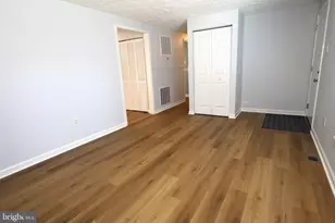10939 Huntington Woods Cir, Fredericksburg, VA 22407 - Photo 13