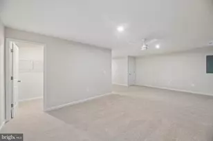 6511 Wild Orchid Ct, Fredericksburg, VA 22407 - Photo 11