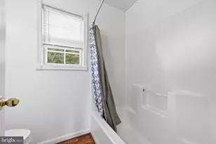 10721 Peach Tree Dr, Fredericksburg, VA 22407 - Photo 15