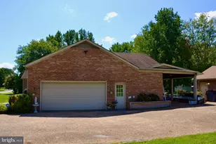 1326 Heatherstone Dr, Fredericksburg, VA 22407 - Photo 9