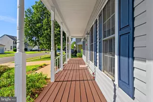 3212 Terra Springs Dr, Fredericksburg, VA 22408 - Photo 5