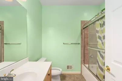 5706 W Kesslers Crossing, Fredericksburg, VA 22407 - Photo 15