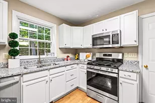 11804 Oakhurst Dr, Fredericksburg, VA 22407 - Photo 19