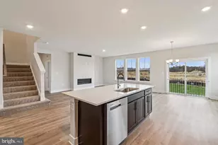 11527 Chalmers Ln, Fredericksburg, VA 22407 - Photo 17