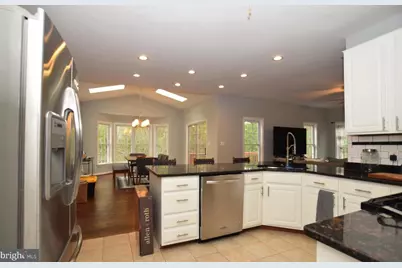 11607 New Bond Street, Fredericksburg, VA 22408 - Photo 3