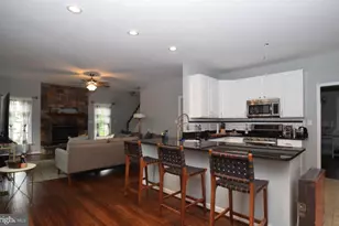 11607 New Bond St, Fredericksburg, VA 22408 - Photo 5