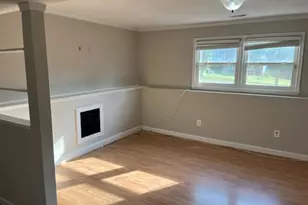10310 Meadowview Dr, Fredericksburg, VA 22408 - Photo 19