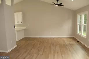 5908 Danielle Dr, Fredericksburg, VA 22407 - Photo 9