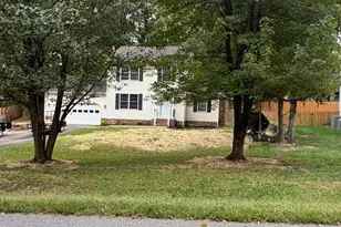 10607 Maple Ridge Dr, Spotsylvania, VA 22553 - Photo 1