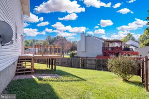 800 Shamrock Dr, Fredericksburg, VA 22407 - Photo 13