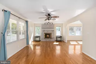 800 Shamrock Dr, Fredericksburg, VA 22407 - Photo 3