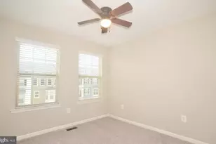 10118 Futbol Ct, Fredericksburg, VA 22408 - Photo 7