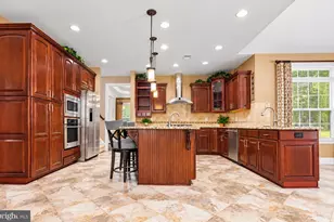 6100 Black Oak Ct, Fredericksburg, VA 22407 - Photo 3