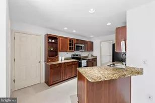 10307 Napoleon St, Fredericksburg, VA 22408 - Photo 13