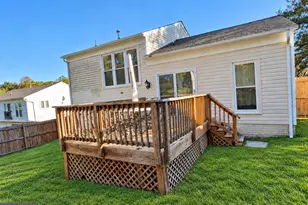 5809 Cascade Dr, Fredericksburg, VA 22407 - Photo 13