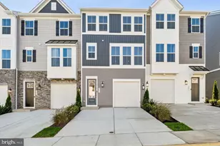 9453 Greenbrew Wy, Fredericksburg, VA 22407 - Photo 1