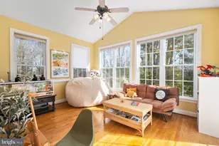 48 Old Creekside Rd, Fredericksburg, VA 22405 - Photo 13