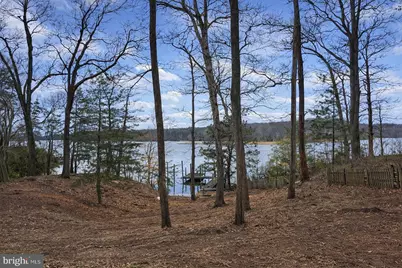 53 Betts Rd, Stafford, VA 22554 - Photo 3