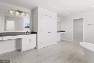 121 Lillian Ct, Fredericksburg, VA 22406 - Photo 11