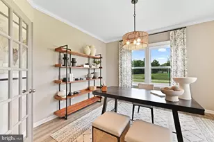 7 Hillsdale Dr, Fredericksburg, VA 22405 - Photo 5