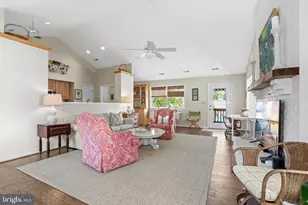 638 Marlborough Point Rd, Stafford, VA 22554 - Photo 11