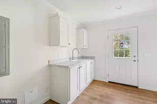 8 Winter Wheat Ln, Fredericksburg, VA 22406 - Photo 15