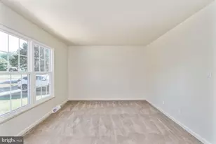 1708 Sherwood Dr, Fredericksburg, VA 22405 - Photo 9