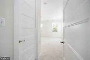 260 Chriswood Ln, Stafford, VA 22556 - Photo 9