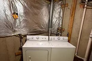 402 Batley Ct, Fredericksburg, VA 22406 - Photo 21