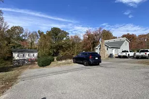 321 Cambridge St, Fredericksburg, VA 22405 - Photo 1