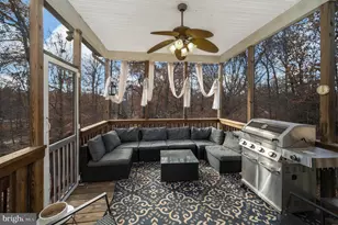 8 Oak Crest Ct, Fredericksburg, VA 22405 - Photo 41