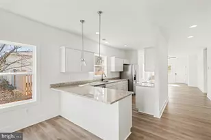 277 White Oak Rd, Fredericksburg, VA 22405 - Photo 9