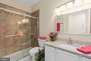 6 Buchanan Dr, Fredericksburg, VA 22406 - Photo 17