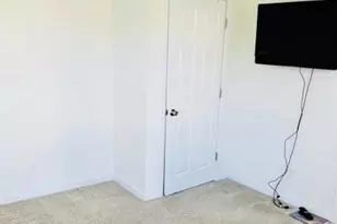 576 Melchers Dr, Fredericksburg, VA 22405 - Photo 9