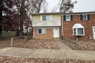 733 Bellows Ave, Fredericksburg, VA 22405 - Photo 1