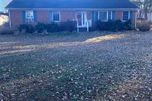 215 Brooke Rd, Fredericksburg, VA 22405 - Photo 1
