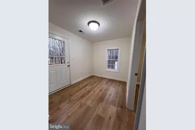 2073 Warrenton Road, Fredericksburg, VA 22406 - Photo 9