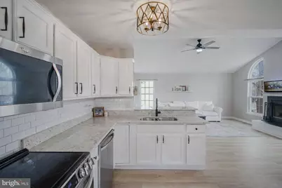 9 Brentwood Lane, Fredericksburg, VA 22405 - Photo 3