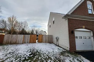 25 St Charles Ct, Stafford, VA 22556 - Photo 3