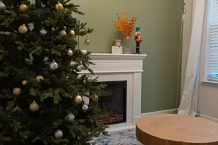 27 Port View Dr, Fredericksburg, VA 22405 - Photo 3