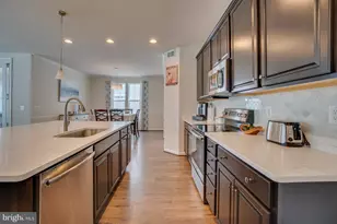 409 Boxelder Dr, Stafford, VA 22554 - Photo 9