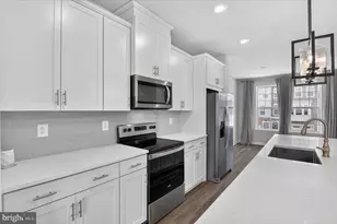 1211 Creek Bank Dr, Stafford, VA 22554 - Photo 9