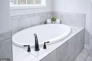 151 Moffett Ln, Fredericksburg, VA 22406 - Photo 25