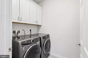 5950 Avery Pt Dr, Fredericksburg, VA 22406 - Photo 27